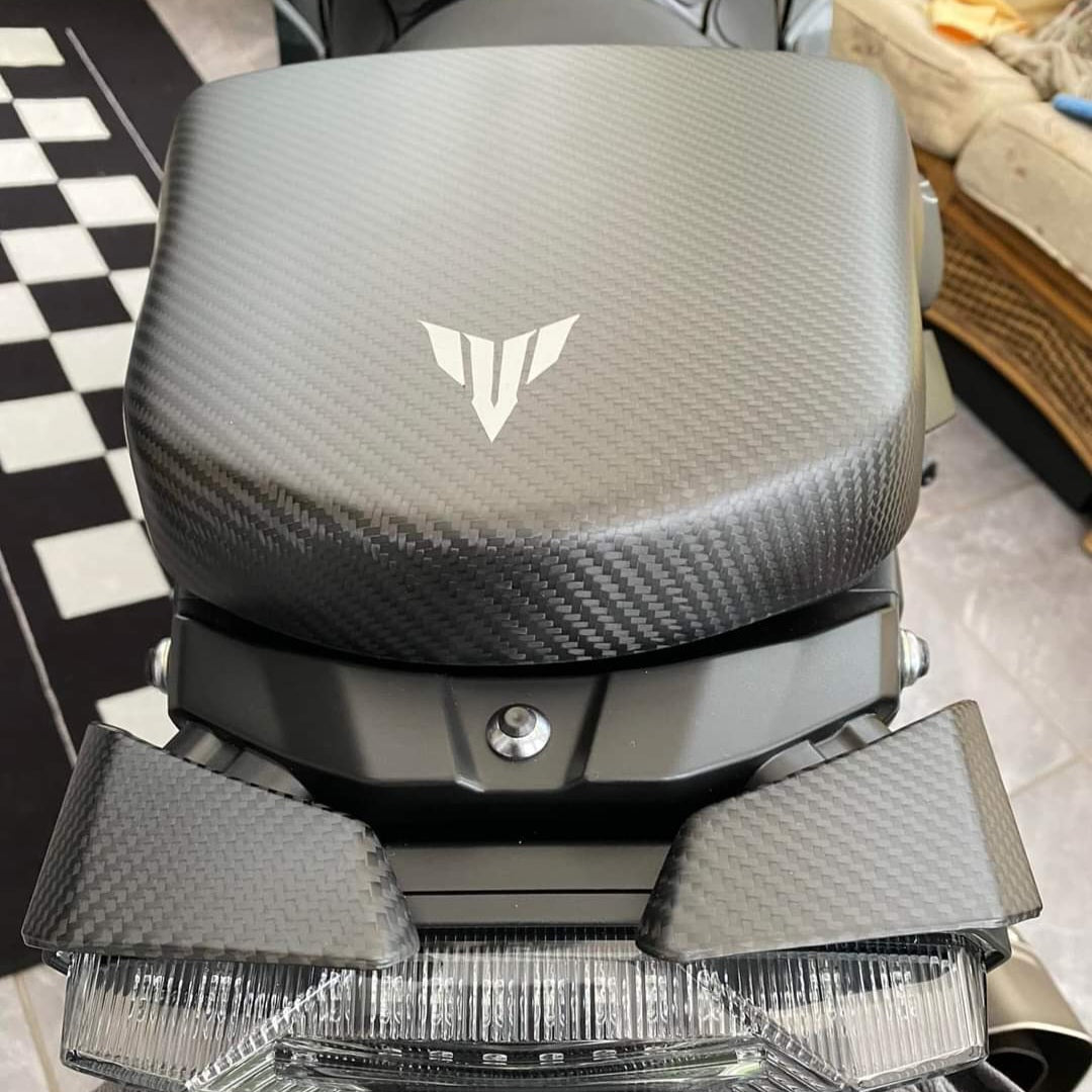 Carbon Fibre Comfort Seat Cowl for Yamaha MT10 - (MATT FINISH)