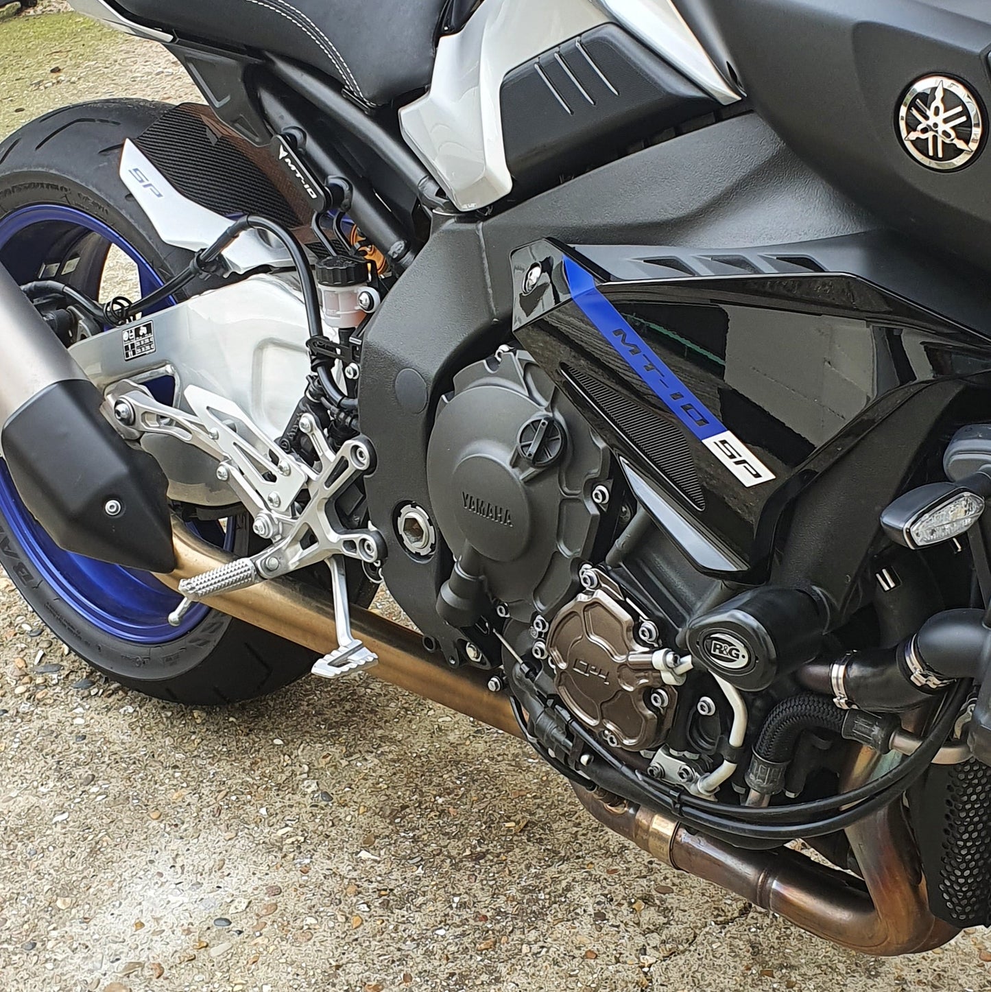 Yamaha MT10SP Side Panel Decals / Stickers x 2 - SP EDITION