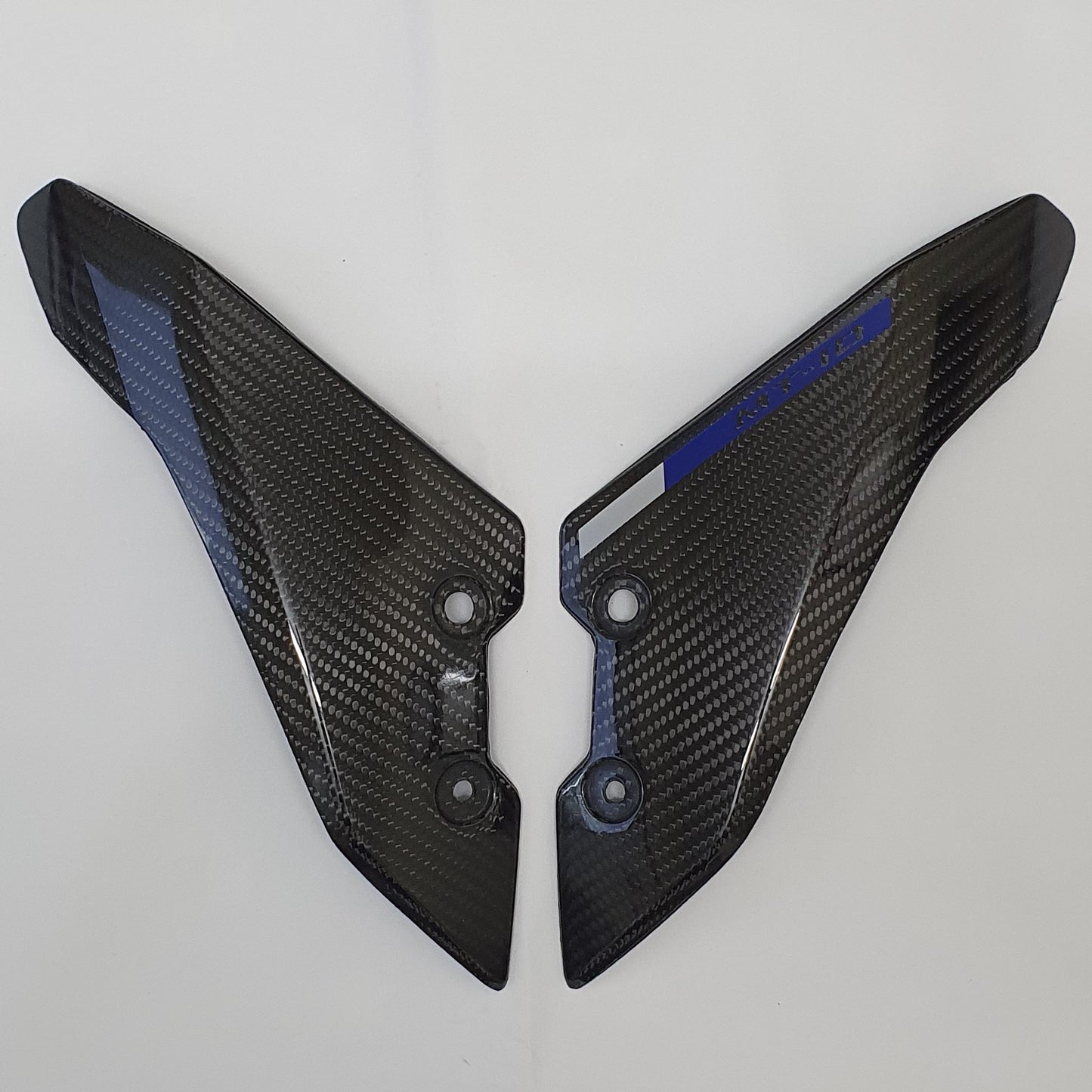 Carbon Fibre Fly Screen / Front Fairings for Yamaha MT10 (Blue/Silver)