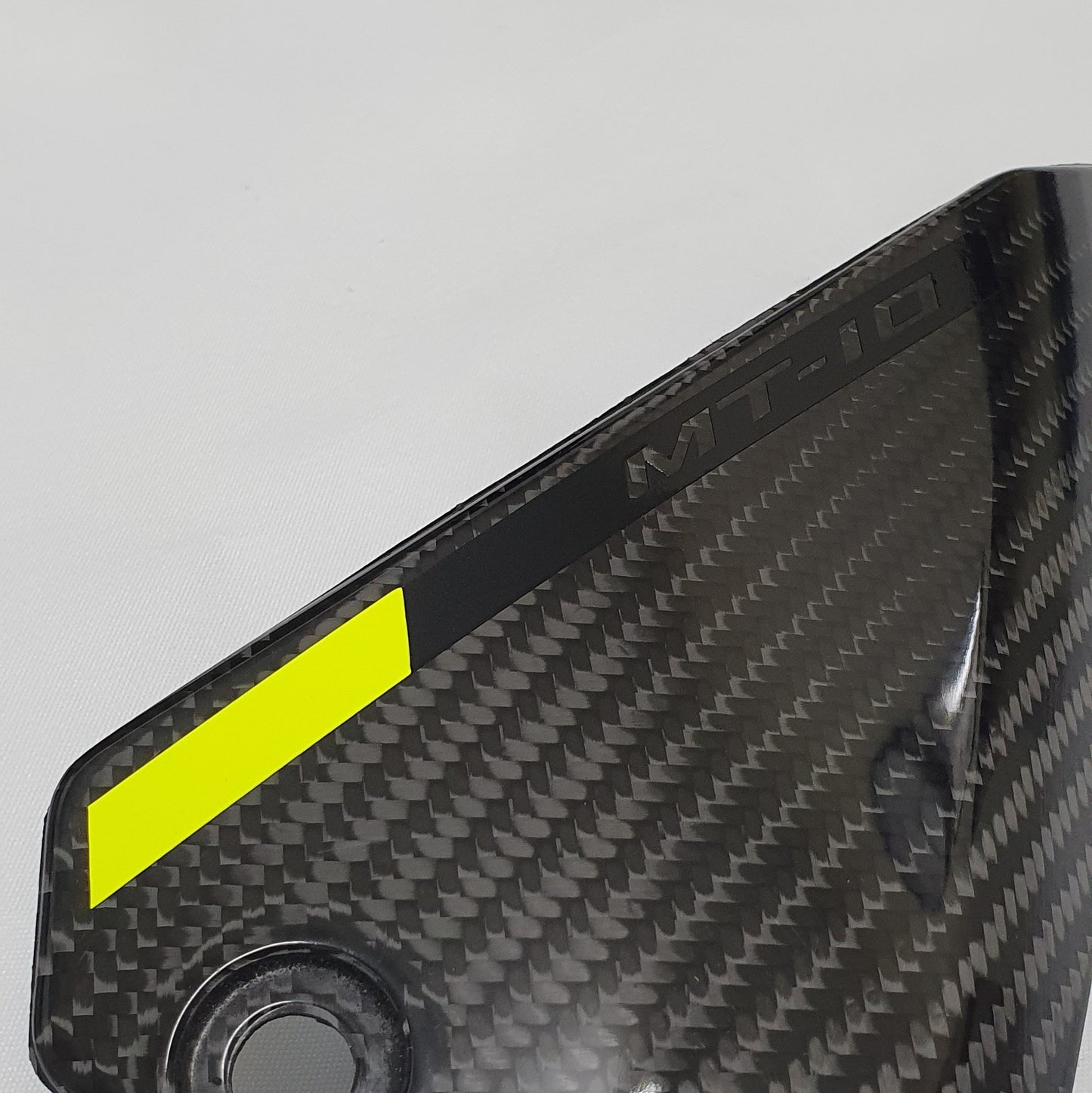 Carbon Fibre Fly Screen / Front Fairings for Yamaha MT10 (Fluo/Black)